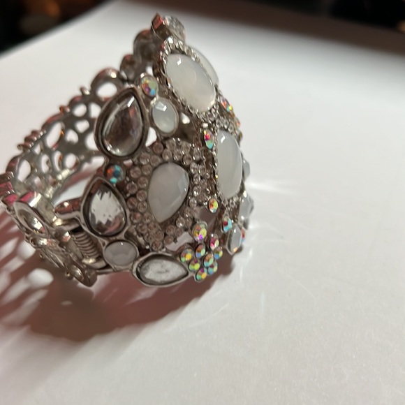 Charming Charlie spring loaded chunky silver, rhinestone and opalite bracelet - Picture 4 of 5